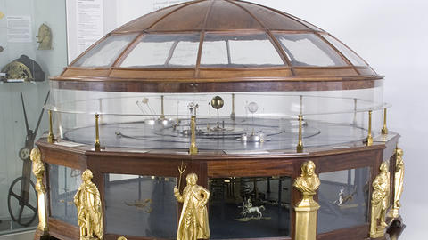 Pope Orrery in the Putnam Gallery