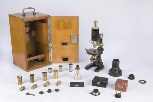microscope and accessories