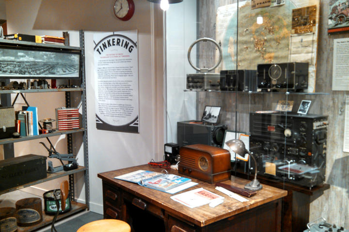Radio Contact Gallery